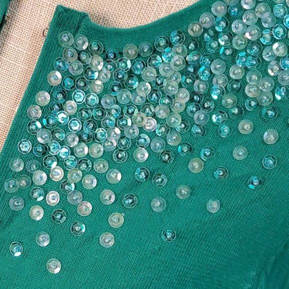 NWT GAP GORGEOUS SWEATER - Picture 2 of 5